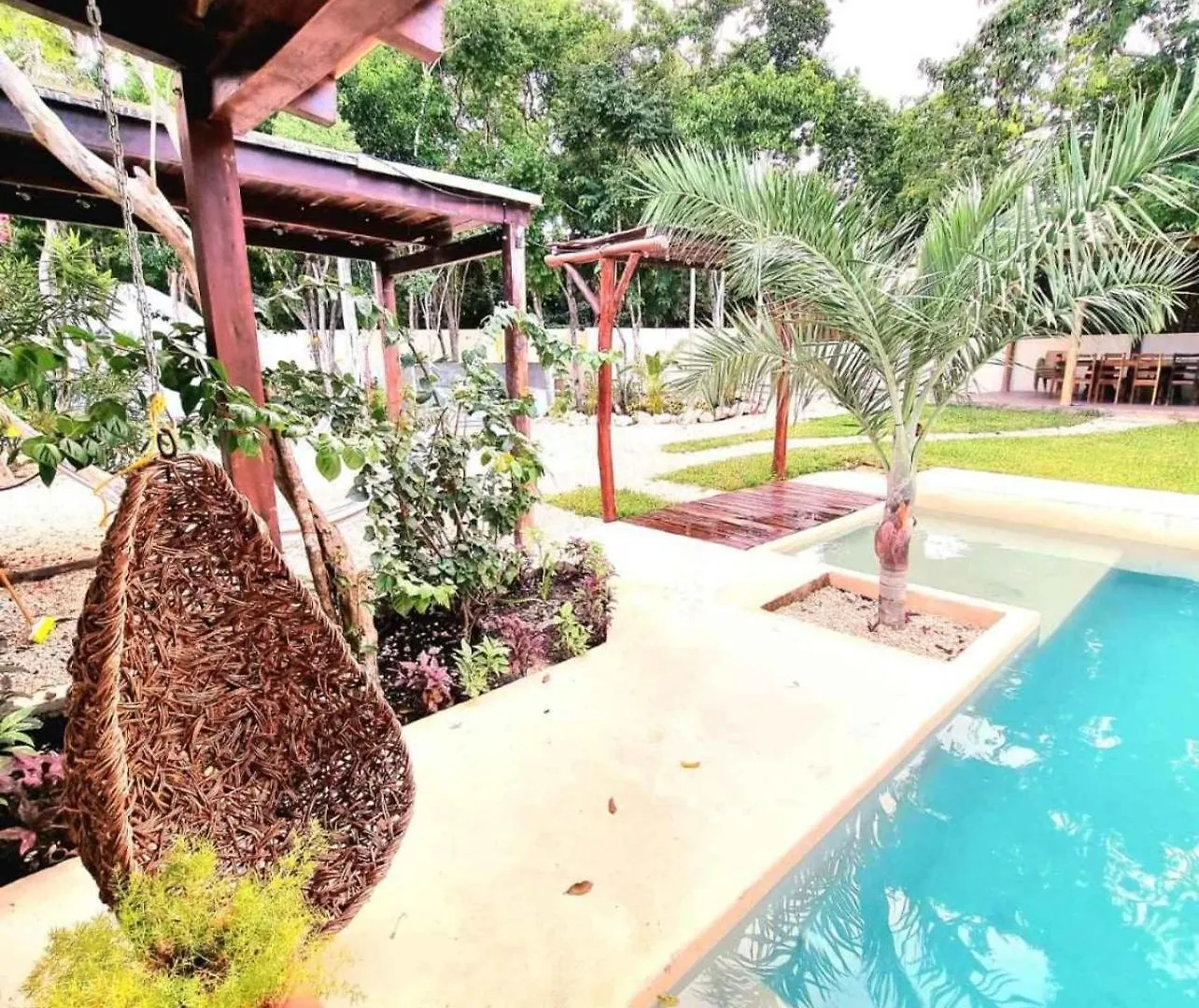 Aylove House Xetna